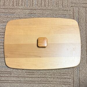 Longaberger Newspaper basket lid.